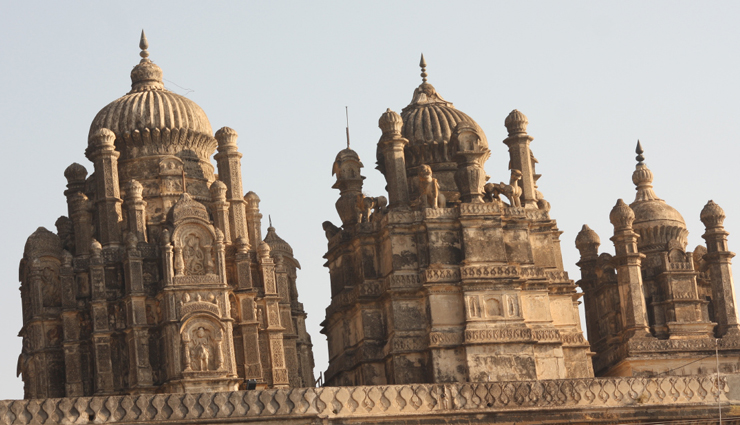 famous temples in mumbai,temples to visit in mumbai,mumbai renowned temples,temples of mumbai,religious places in mumbai,popular temples in mumbai,sacred sites of mumbai,mumbai temple tour,spiritual attractions in mumbai,mumbai temple heritage