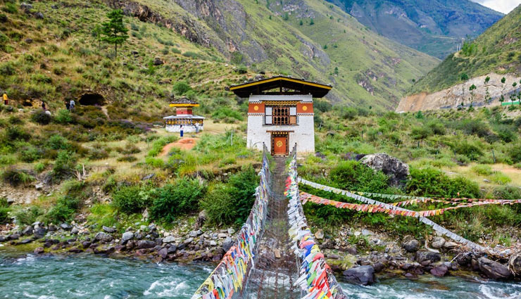 भूटान में मिलता हैं प्राकृतिक सुन्दरता का भव्य नजारा, इस तरह उठाए यहां का लुत्फ़