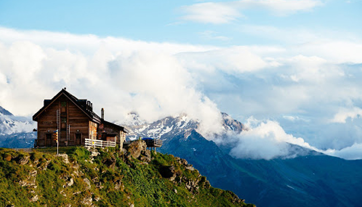 9 Beautiful Attractions To Visit in Bhutan