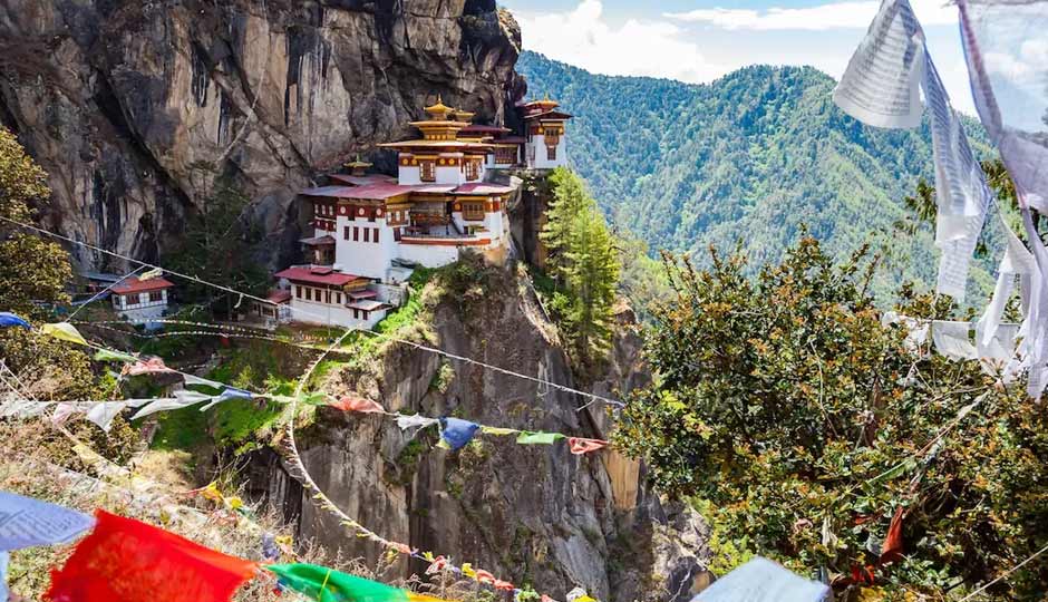 10 Amazing Places To Explore in Bhutan in October 2026