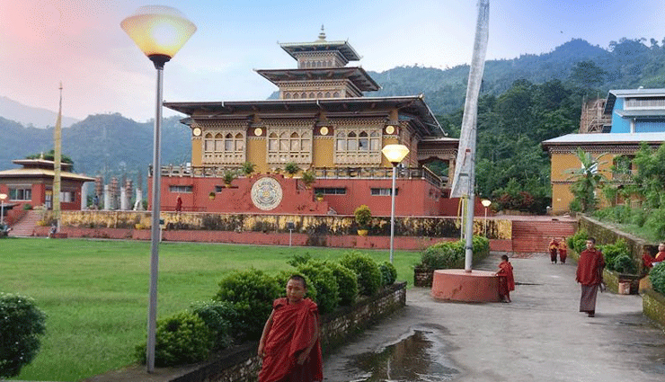 bhutan,tourist attraction in bhutan,places to visit in bhutan