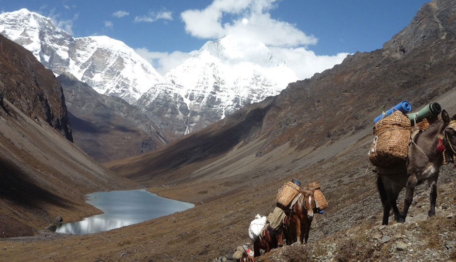 10 Famous Treks To Explore in Bhutan