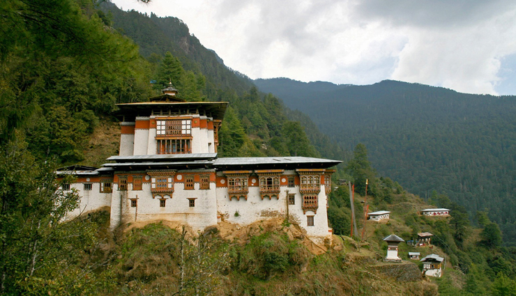 10 most beautiful temples to visit in bhutan,holiday,travel,tourism