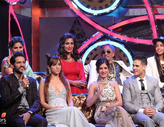 बिग बॉस 11 के इस कंटेस्टेंट ने की ऐसी हरक़त, अगले शो से धक्के देकर निकाला गया