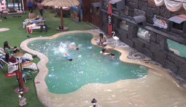 बिग बॉस 12: लाल रंग की बिकिनी पहनकर स्विमिंग पूल में उतरी जसलीन, अनूप जलोटा के छुटे पसीने Salman Khan,bigg boss 12,anup jalota,jasleen matharu,jasleen matharu in red bikini