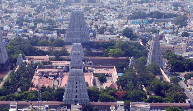 biggest temples,biggest temples in india,india,srirangam temple,chhatarpur temple,akshardham,ramakrishna math,thillai nataraja temple,brihadeeswarar temple,annamalaiyar temple,dakshineswar kali temple