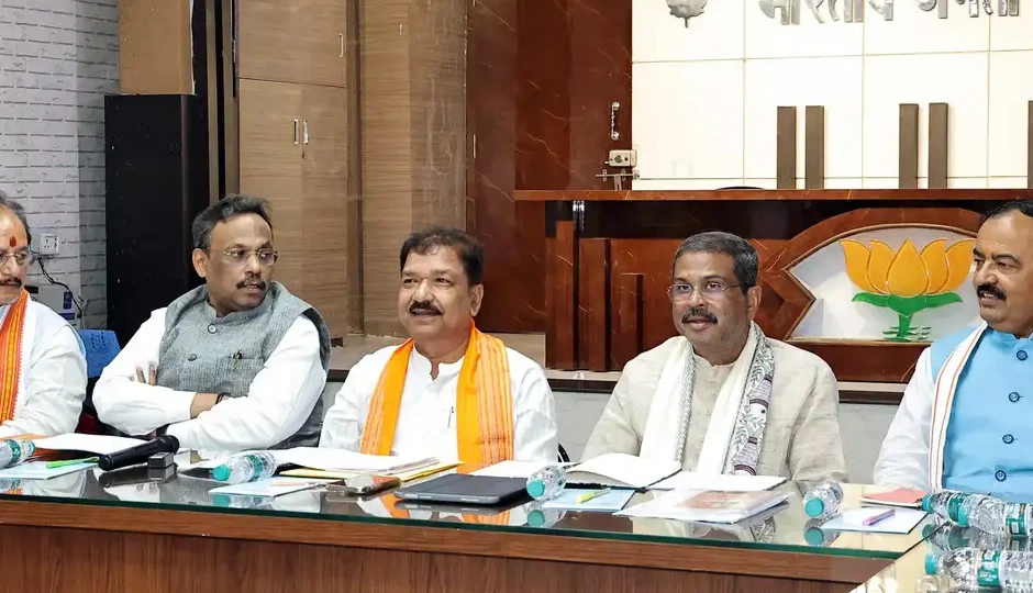 बिहार विधानसभा चुनाव 2025: भाजपा का 125 सीटों पर मंथन, हर सीट पर तीन संभावित उम्मीदवार, अंतिम फैसला दिल्ली से