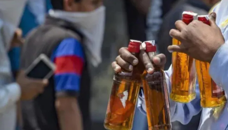 Bihar Hooch Tragedy: बिहार में अब तक 53 लोगों की मौत, छापेमारी में 600 लीटर अवैध शराब बरामद 