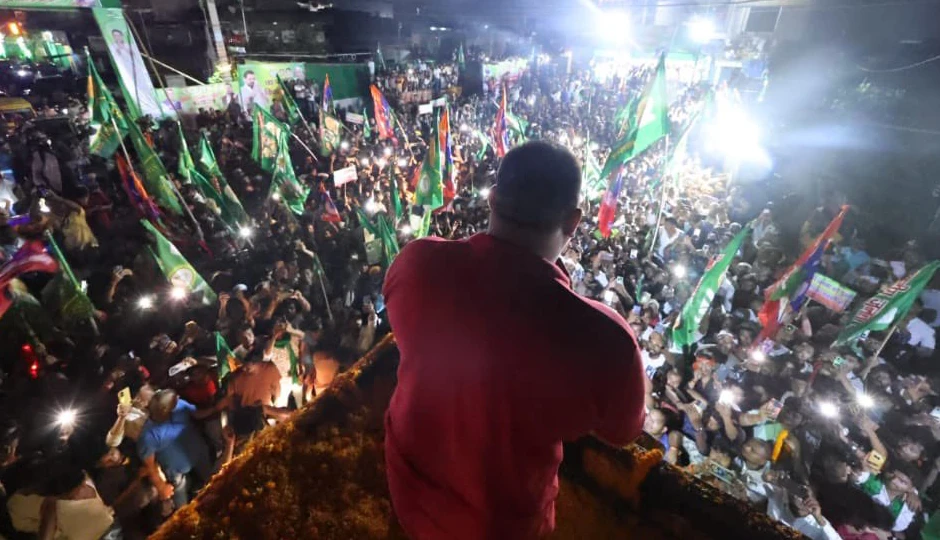 बिहार अधिकार यात्रा में तेजस्वी का वार, बोले- सरकार ने भ्रष्टाचार का ठीकरा चूहों पर फोड़ दिया