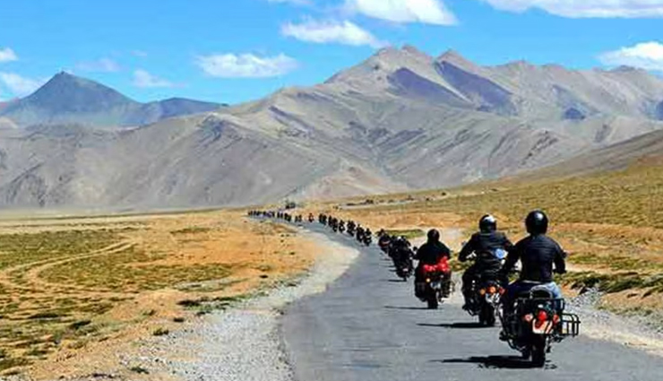 best bike routes in india,most beautiful bike rides in india,scenic motorcycle routes india,top road trips for bikers in india,best highway rides in india,adventurous bike routes india,motorcycle touring in india,best biking destinations india,scenic roads for bike trips,must-ride bike routes in india,bike ride travel guide india,leh ladakh bike trip,western ghats bike ride,himalayan motorcycle routes,coastal bike rides in india