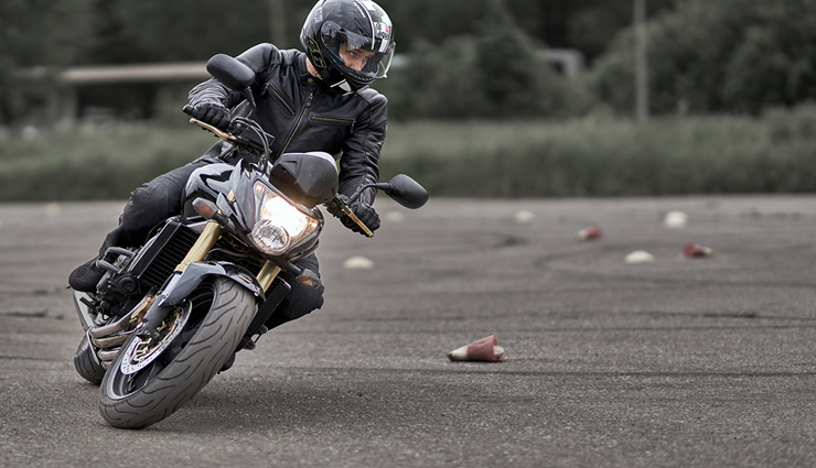 बाइकिंग का शौक रखते हैं तो लाइफ में जरूर करें भारत की ये 6 रोड ट्रिप्स, दिल में बस जाएंगे लम्हे 