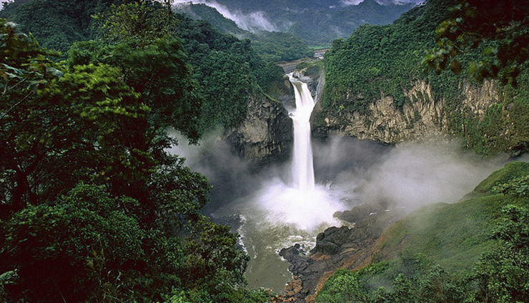 ecuador,places in ecuador,galapagos islands,quito,chimborazo,yasuní biosphere reserve,banos,sangay national park,cotopaxi,travel,holidays,travel guide