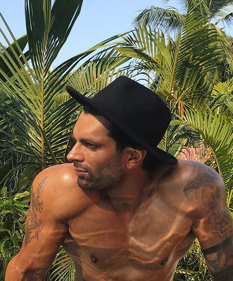 bipasha basu,bipasha basu viral pics,bipasha basu instagram pics,bipasha basu hot pics,bollywood