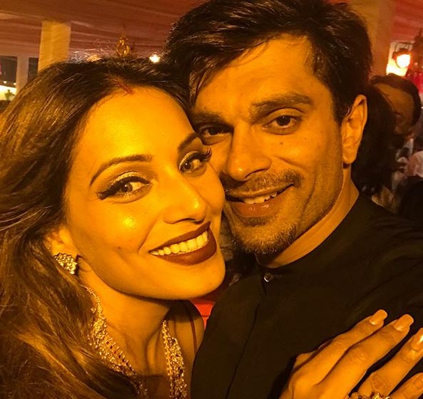 bipasha basu,bipasha basu viral pics,bipasha basu instagram pics,bipasha basu hot pics,bollywood