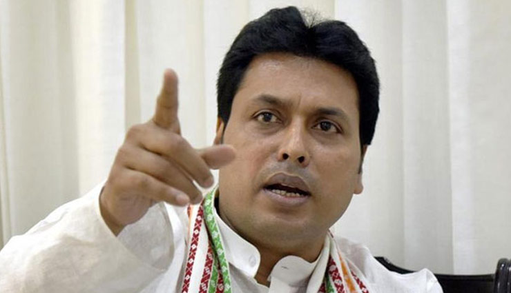 नाइट वॉक के दौरान तेज रफ्तार कार की टक्कर से बाल-बाल बचे त्रिपुरा CM बिप्लब देब, तीन गिरफ्तार