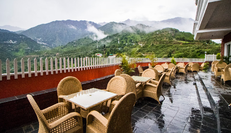 best workation resorts india,workation resorts,workation in hills,remote work resorts india,luxury workation resorts,mashobra resort,dharamshala workation,mukteshwar resort,palampur resort,work-from-hills,top workation destinations india