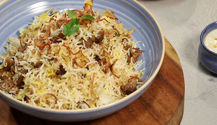 types of biryani,types of biryani in india,hyderabadi biryani,bombay biryani,thalassery biryani,awadhi biryani,bhatkali biryani,tehari biryani,delhi biryani,ambur biryani