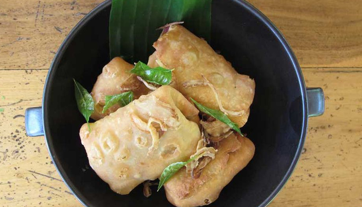 maldivian cuisine,best food in maldives,authentic maldivian dishes,traditional maldivian recipes,maldivian seafood delicacies,popular maldivian curries,exotic flavors of maldives,must-try dishes in maldives,maldivian street food,local gastronomy in maldives