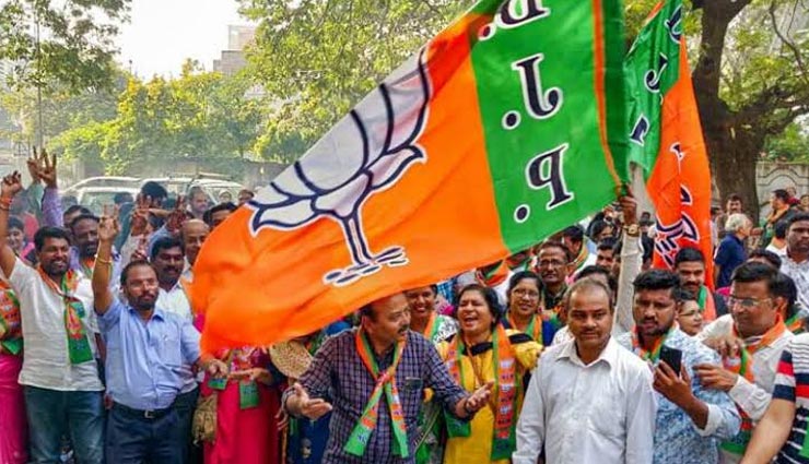 CAA के समर्थन में आज से BJP का डोर-टू डोर कैंपेन,  42 जगहों पर पार्टी के 42 बड़े नेता होंगे शामिल