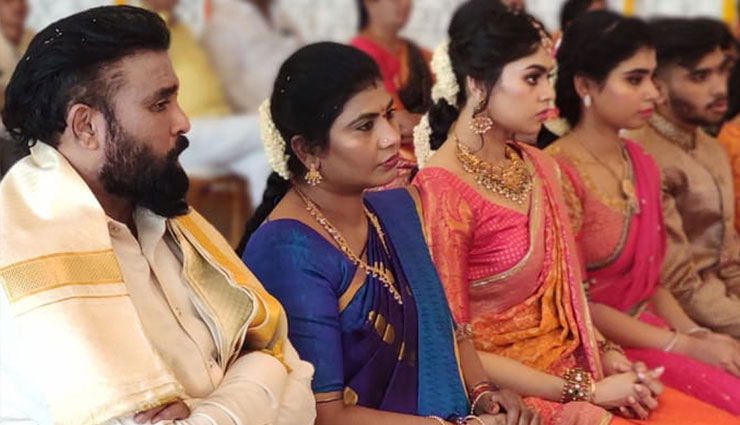 भारत में इन नेताओं के बेटे-बेटियों की शादी में बह गए करोड़ों रुपये