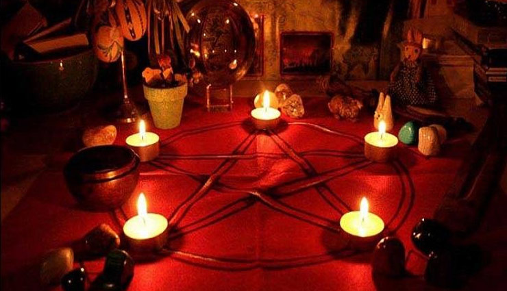 9 महीने बाद खुला काले जादू का राज, डॉक्टर ने खजाने के लिए पत्नी को उतार दिया मौत के घाट; पढ़े पूरा मामला