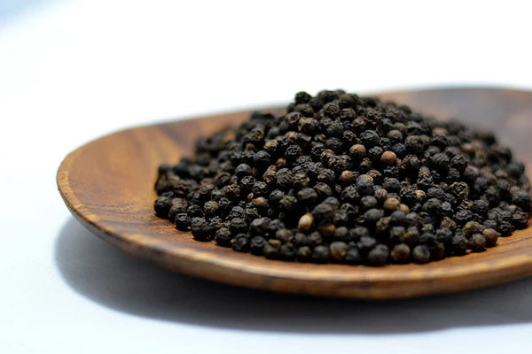 black pepper,health benefits of eating black pepper,winter care tips,Health tips