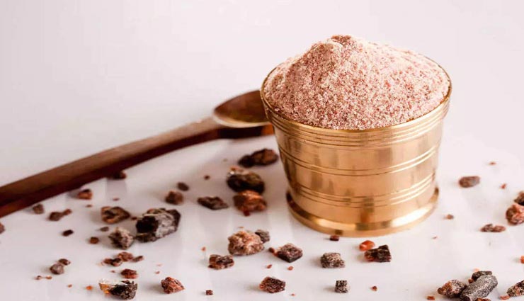 काला नमक देगा आपको खूबसूरत त्वचा, जानें किस तरह करें इसका इस्तेमाल