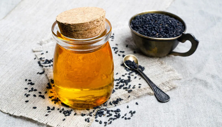 4 Amazing Benefits of Black Seed Oil To Get Strong Hair