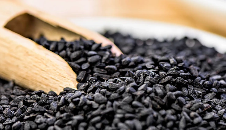 premature greying hair,white hair causes,grey hair remedies,natural ways to stop grey hair,slow down hair greying,melanin loss hair,hair nutrition tips,vitamin b12 for hair,iron for hair,natural hair care,lifestyle tips for healthy hair