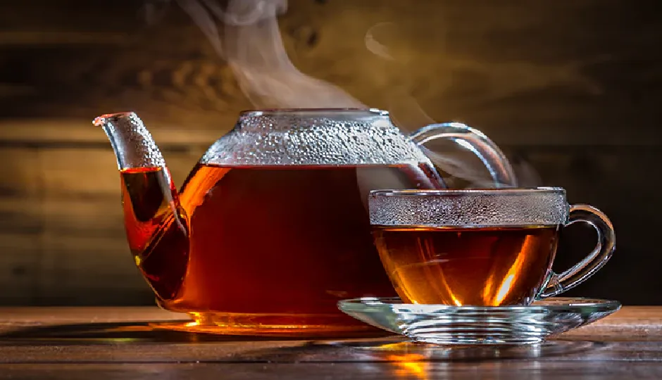 हर सुबह खाली पेट करें ब्लैक टी का सेवन, जानें काली चाय से शरीर पर पड़ने वाले असर