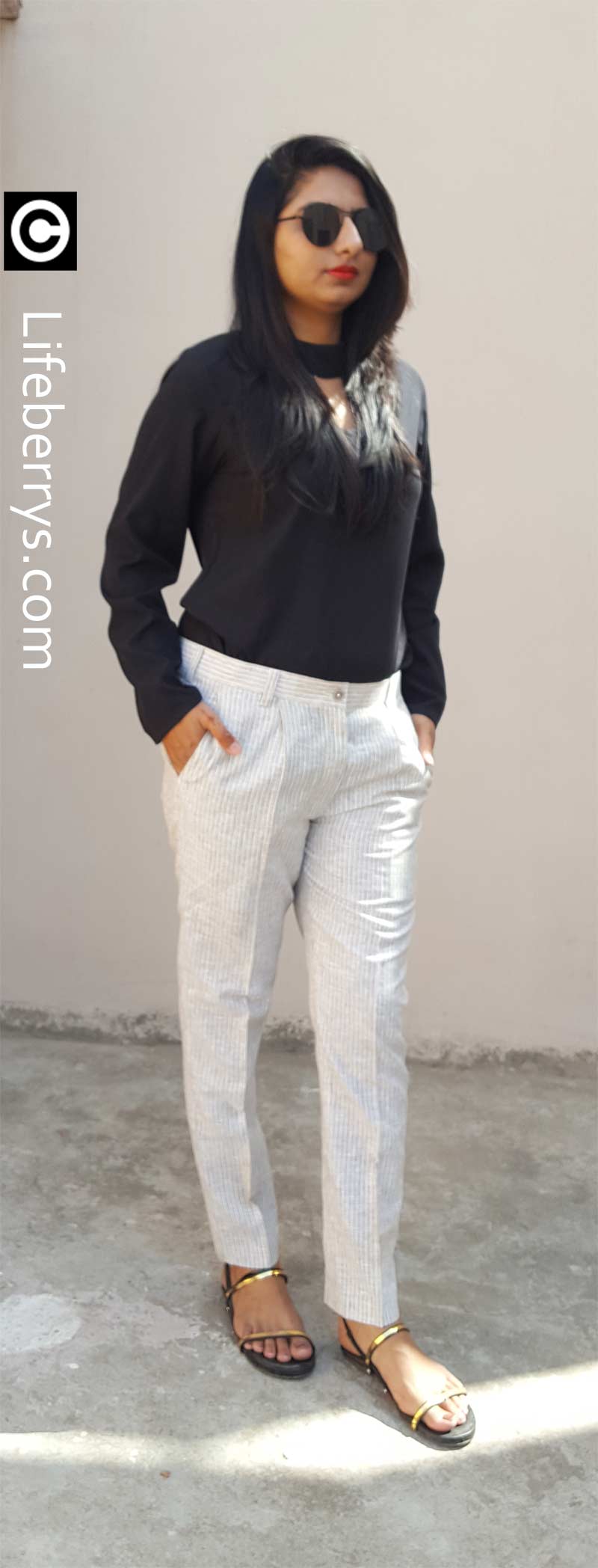 style black top,fashion tips for black tee,different ways to wear black tee,fashion tips