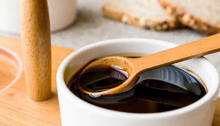 healthy sugar substitutes,natural sweeteners,honey as sugar substitute,maple syrup benefits,coconut sugar uses,dates for sweetness,banana puree alternative,blackstrap molasses benefits,yacon syrup for health,agave syrup low glycemic,homemade fruit jam