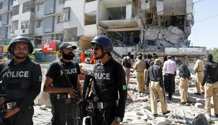 पाकिस्तान : फटा मिनी ट्रक में रखा सिलिंडर, धमाके में हुई 10 लोगों की मौत 