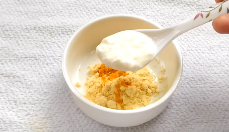 potato and lemon face mask,mint and turmeric face mask,curd and besan face mask,green tea and honey face mask,orange peel and milk face mask,papaya honey and lemon face mask,home remedies,home remedies to get rid of blemishes,skin care tips,beauty tips,homemade face masks