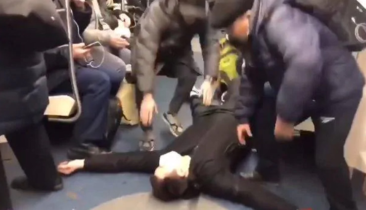 कोरोना वायरस को लेकर मजाक करना भारी पड़ा ब्लॉगर को, पहुंचा जेल