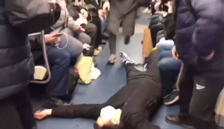 coronavirus,blogger,prank,jail,china