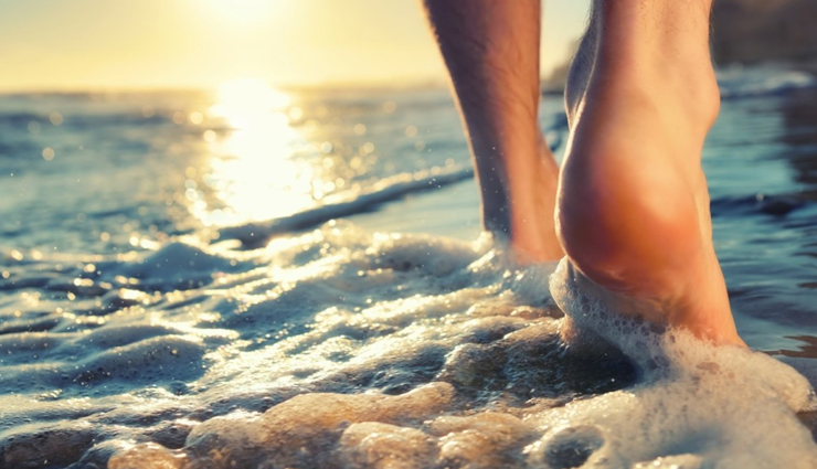 footware,health benefits,benefits of walking without footwear,simple health benefits