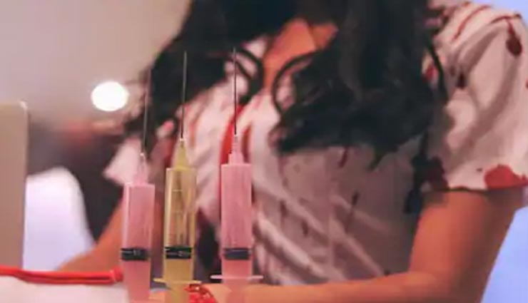 जापान में लड़कियां पहनना पसंद कर रही हैं खून से सने कपड़े, आखिर क्यों?