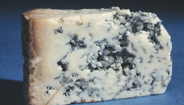 10 Surprising Health Benefits of Blue Cheese