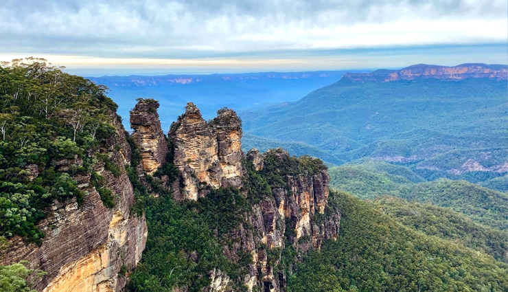 must-visit tourist places australia,top 10 australian tourist destinations,best places to visit in australia,australia travel guide,popular tourist spots in australia,australian tourist attractions,unmissable places to see in australia,australia tourism highlights,top-rated tourist places in australia,explore australia must-see destinations