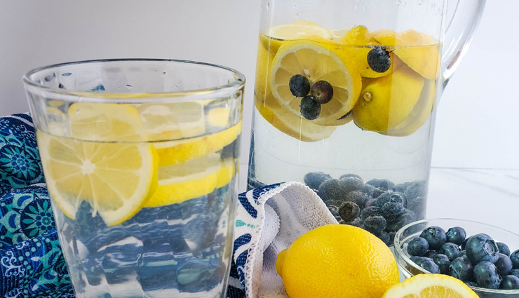 infused water,flavored water,hydration drinks,infused water recipes,healthy drinks,fruit infused water,herb infused water,summer drinks,detox water,spa water,low calorie drinks,natural drinks,refreshing drinks,non-alcoholic drinks,homemade infused water,vitamin water,water with fruit and herbs,cool drinks,weight loss drinks,healthy hydration