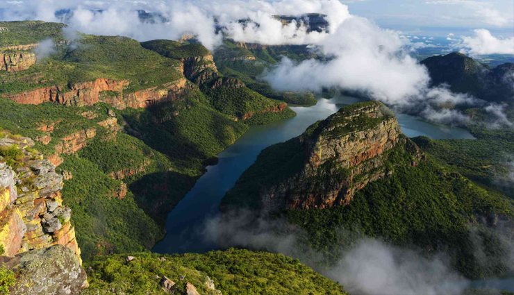 south africa,destinations in south africa,least known destinations south africa,stellenbosch,blyde river canyon,addo elephant national park,robben island,drakensberg,kgalagadi transfrontier park,isimangaliso wetland park,the garden route,hermanus,the golden mile,travel,holidays