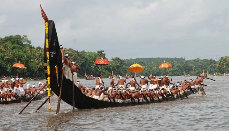 7 Famous Boat Races To Enjoy in Kerala