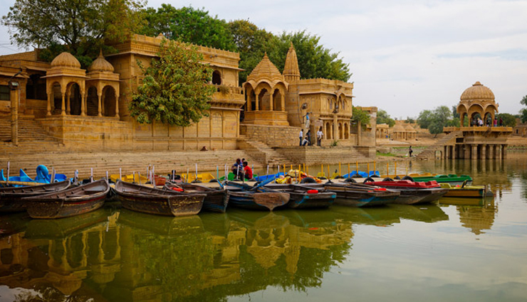 jaisalmer adventure activities,best adventures in jaisalmer,jaisalmer dune bashing,parasailing in jaisalmer,jaisalmer desert camping,camel safari jaisalmer,paramotoring jaisalmer,jaisalmer jeep safari