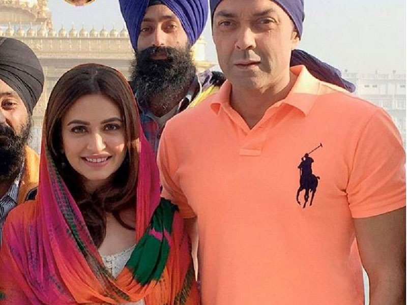 kriti kharbanda,bobby deol,yamla pagla deewana 3,dharmendra,golden temple,bollywood,bollywood gossips