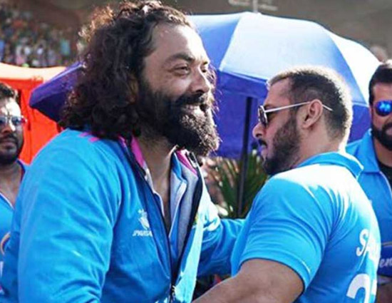 #HIT... साल 2018 के साथ खुली बॉबी देओल की किस्मत, आने वाली है दो बड़े बजट की फ़िल्में