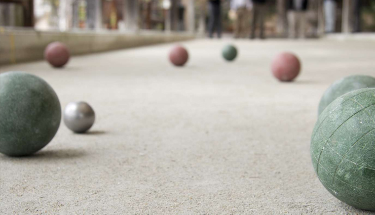 summer outdoor party planning,perfect outdoor party tips,hosting a successful summer party,outdoor party decoration ideas,summer party food and drinks,outdoor entertainment for parties,tips for throwing a memorable party,best practices for outdoor gatherings,summer party games and activities,outdoor party checklist and essentials