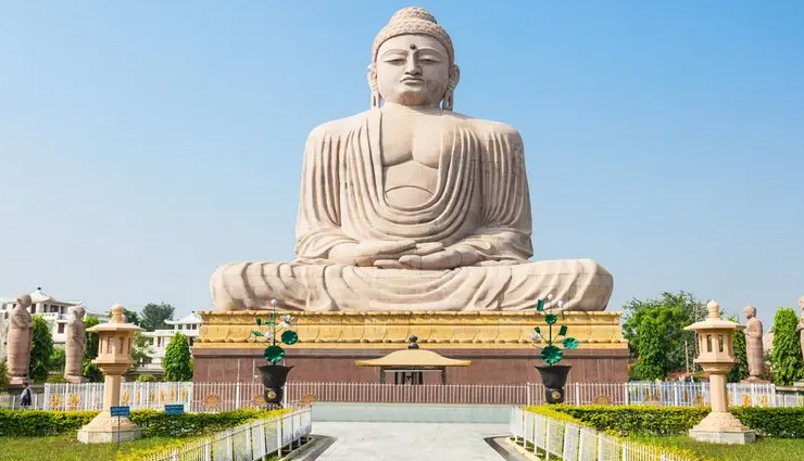 spiritual destinations in india,must-visit spiritual places india,top sacred sites india,spiritual travel india,holy places in india,spiritual tourism india,famous temples india,pilgrimage destinations india,divine places india,religious travel india