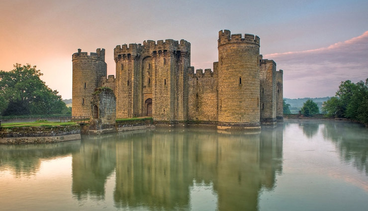 charles sieger home,florida,bodiam castle,england,caerlaverock castle,united kingdom,angkor wat,cambodia,muiderslot castle,netherlands,beautiful moats,moats in the world