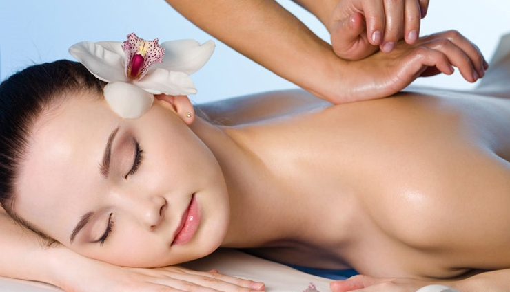 जाने बॉडी पॉलिशिंग क्या है, इस तरह करें घर पर, होंगे ये फायदे 